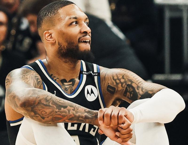 开拓者大胜国王，利拉德暴走六分球势不可挡