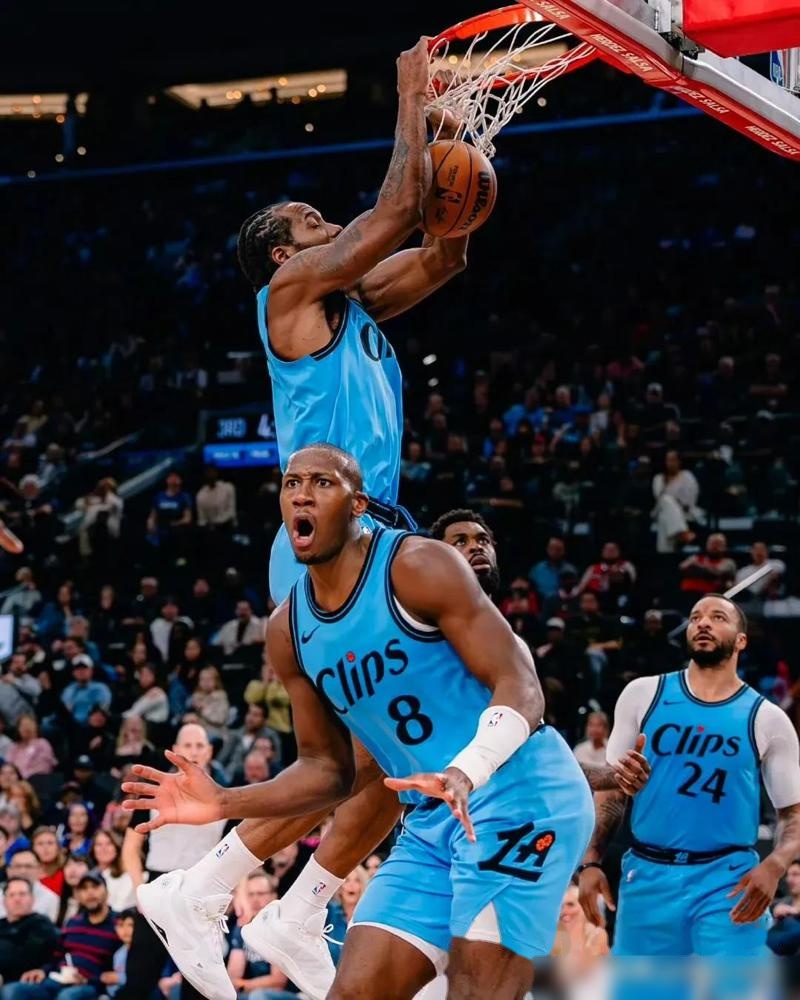 独行侠击败快船，霍林斯助攻绝杀制胜