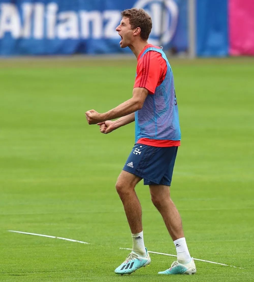 弗赖堡展现潜力，豪取胜利向前冲