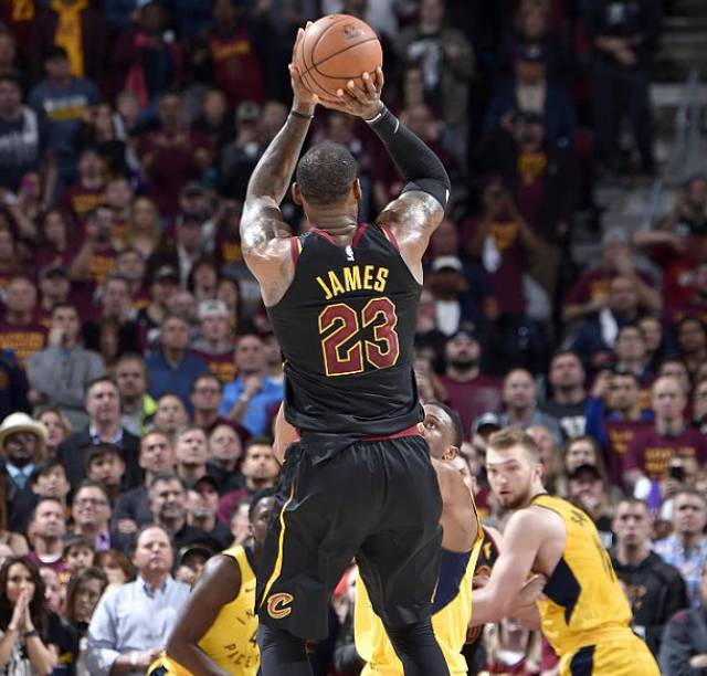 浙江队翻盘步行者，詹姆斯关键制胜