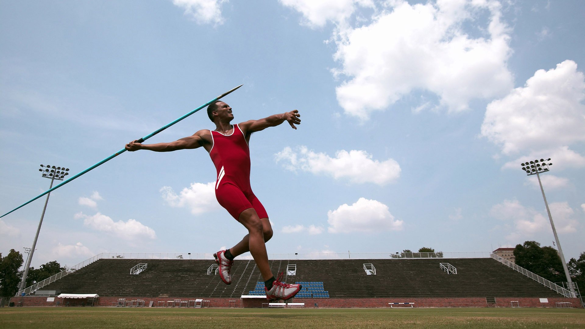 闪电三连击，澳大利亚一波流击溃玻利维亚的背后